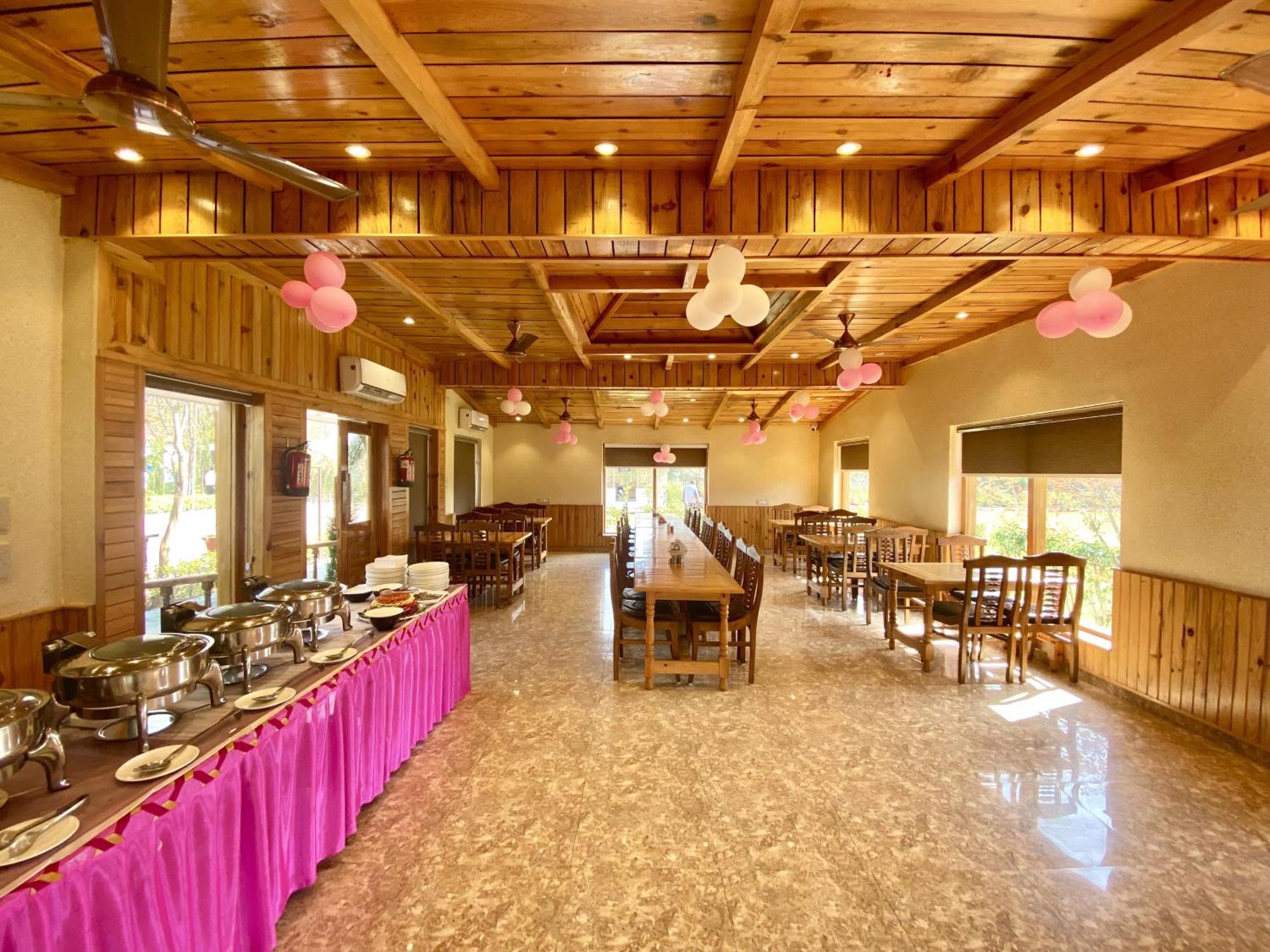 Corbett Bungalow , Jim Corbett Рамнагар Екстериор снимка